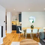 Stunning Modern Apartment In The Heart Of Holborn