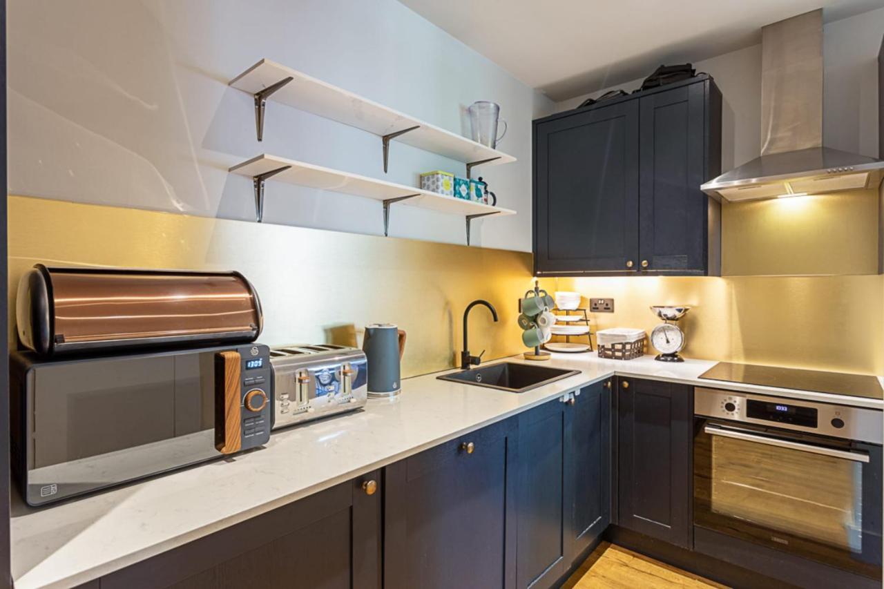 Stunning Modern In The Heart Of Holborn Apartment London