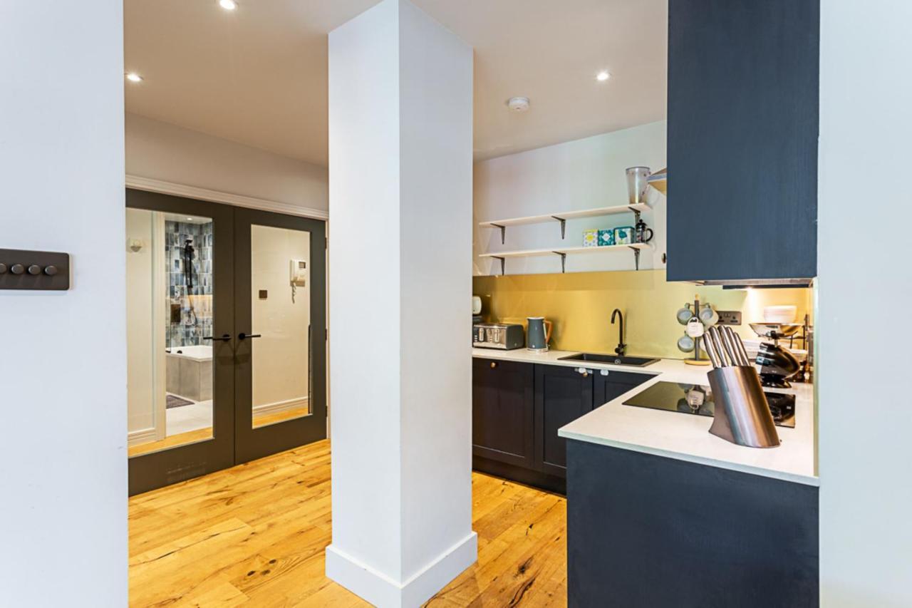 Stunning Modern In The Heart Of Holborn Apartment London