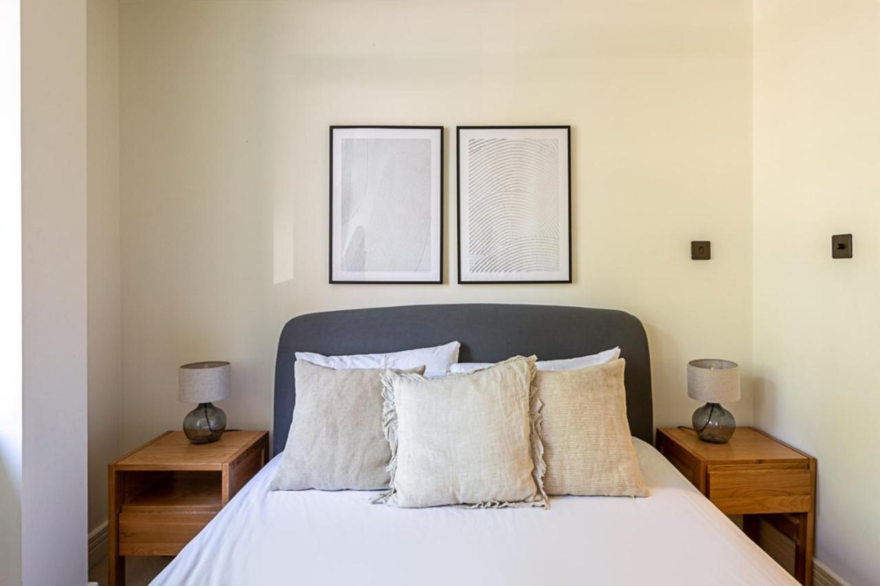 Stunning Modern In The Heart Of Holborn Apartment London